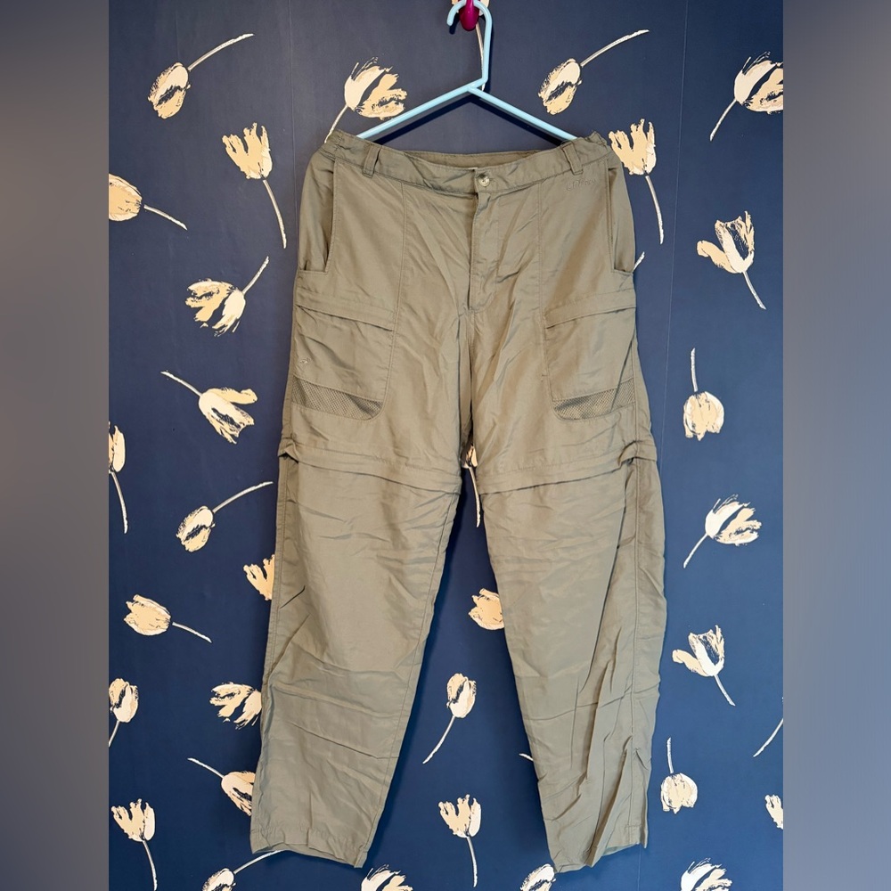 Columbia hiking pants convertible to shorts - green size medium